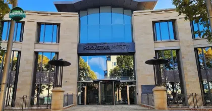 เกิดเหตุระเบิดที่ตึก Rockstar North ผู้สร้าง GTA ในสกอตแลนด์ เบื้องต้นไม่มีผู้บาดเจ็บหรือเสียชีวิต